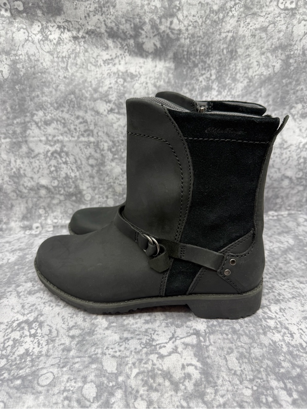 Eddie Bauer Women's Black Textile Shoe Interior Label